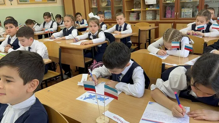 RXjjC_350uyLmTIeLb1S3UpVIyKnwbAdYUeCdx2t7P0-XqlOa_bClThT4fRJCIRcQ026aFEHYgWsV3xzeGNq8g5y